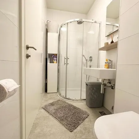 Apartment Titanic By Litto Split