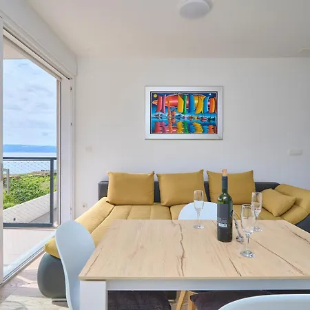 Titanic By Litto Apartment Split